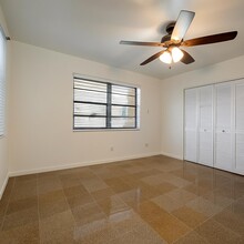 7030 Half Moon Cir in Hypoluxo, FL - Building Photo - Building Photo