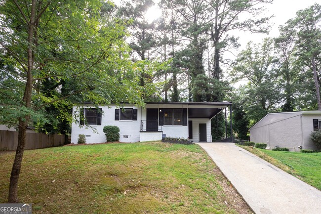 710 Alfred Rd NW in Atlanta, GA - Building Photo - Building Photo