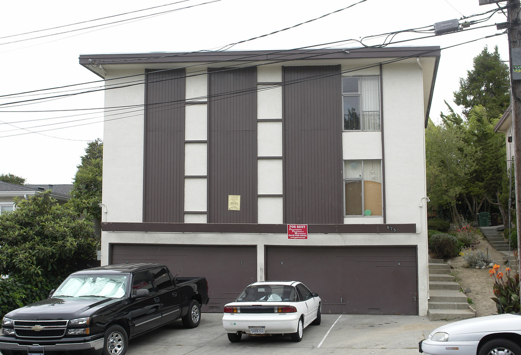 875 5th Ave in Pinole, CA - Foto de edificio