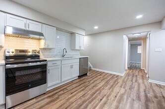 106 Blythe Rd in Morgan, PA - Building Photo - Building Photo