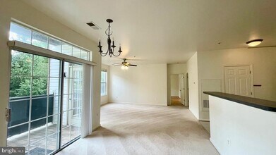 4191 Lochleven Tr in Fairfax, VA - Building Photo - Building Photo