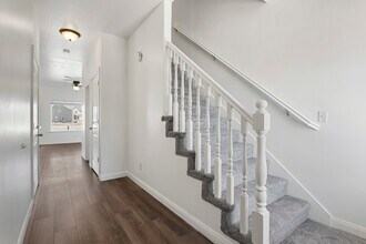 2037 E Cedar Trails Wy in Eagle Mountain, UT - Building Photo - Building Photo