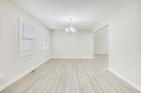 3640 Oregon Trail photo'