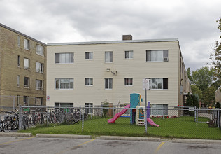 Kilcooley Gardens Co-Op in Toronto, ON - Building Photo - Building Photo