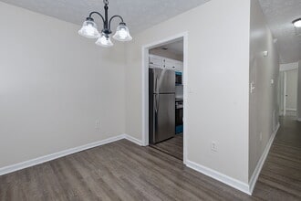 Carolyne Ridge Apartments in Columbus, GA - Foto de edificio - Building Photo