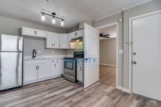 204 Alexandria St in Mesquite, TX - Building Photo - Building Photo