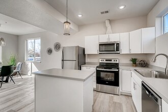 708 Martin St in Longmont, CO - Building Photo - Building Photo