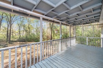 969 Dixie St in Crestview, FL - Building Photo - Building Photo
