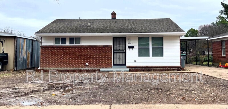 1642 Duke Rd in Memphis, TN - Building Photo