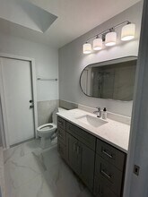 8434 Cypress Lake Cir in Sarasota, FL - Building Photo - Building Photo