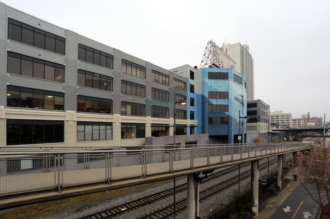 2400 Market in Philadelphia, PA - Building Photo - Building Photo