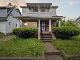 8343 American St, Unit 2 in Detroit, MI - Building Photo