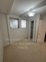 221 Namilimili St in Honolulu, HI - Building Photo