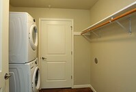 CRANBERRY CREEK APARTMENTS photo'