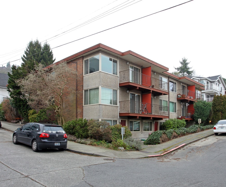 710 Crockett St in Seattle, WA - Foto de edificio