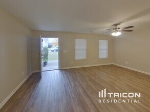 1189 Rabon Pond Dr in Columbia, SC - Foto de edificio - Building Photo
