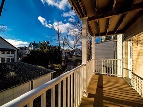 42 Sheffield Rd in Boston, MA - Building Photo - Building Photo