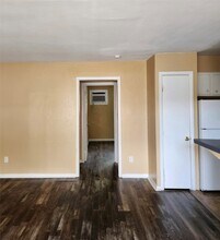 6518 Sloan St in Houston, TX - Building Photo - Building Photo