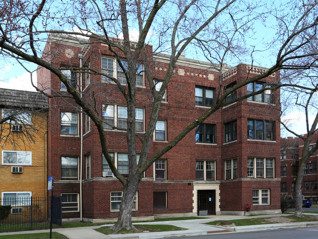 1500 W Pratt Blvd in Chicago, IL - Building Photo - Building Photo