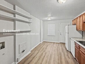 248 Foxglen Rd in Birmingham, AL - Building Photo - Building Photo