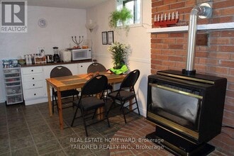 8 Kitching Dr in East Gwillimbury, ON - Building Photo - Building Photo