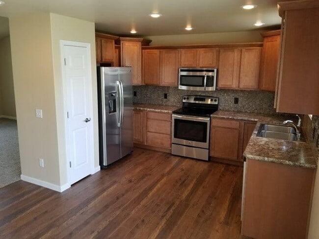 6825 Copper Ridge Loop in Billings, MT - Building Photo - Building Photo