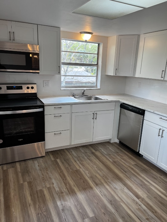 1896 40th Ave in Vero Beach, FL - Building Photo