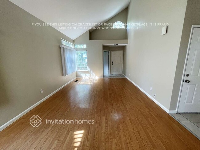 327 Parkside Dr in Suisun City, CA - Building Photo - Building Photo