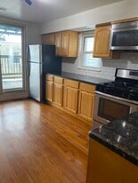 1004 S. 11th Street, Unit Apt 3 in Philadelphia, PA - Building Photo