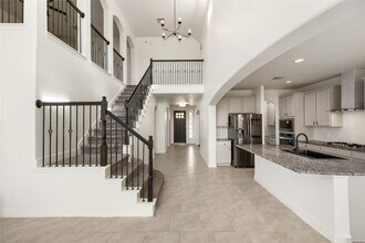 2923 Golden Honey Ln in Richmond, TX - Foto de edificio - Building Photo