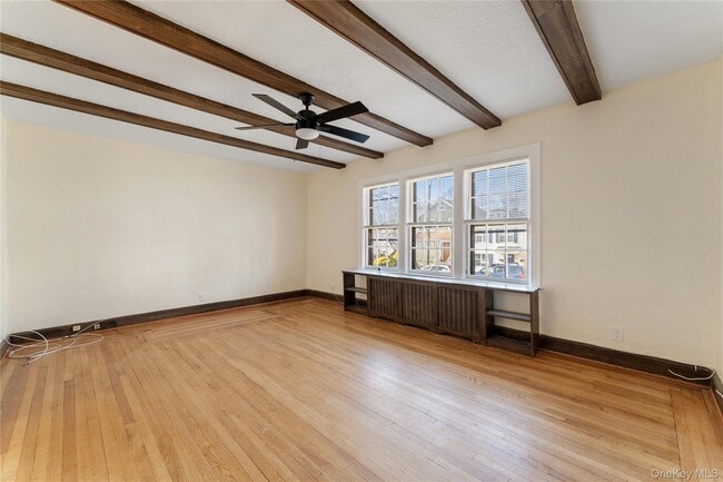 310 Hayward St in Yonkers, NY - Building Photo - Building Photo