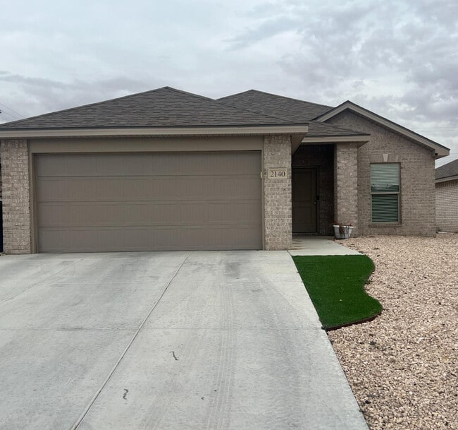 property at 2140 N Texas Ave