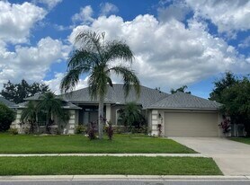 1748 Tributory Ln in Port Orange, FL - Building Photo