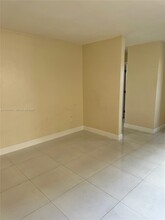 1640 SW 1st St in Miami, FL - Building Photo - Building Photo