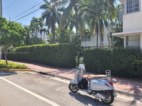 1052 Jefferson Ave in Miami Beach, FL - Building Photo - Building Photo