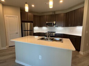 Urban Village Rosehill in Garland, TX - Foto de edificio - Building Photo