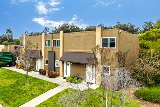 Garrison Townhome Apartments in Oceanside, CA - Building Photo - Primary Photo