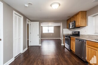 1634 N Campbell Ave-Unit -GC in Chicago, IL - Building Photo - Building Photo