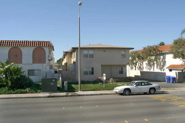 1352 13th St in Imperial Beach, CA - Building Photo - Building Photo