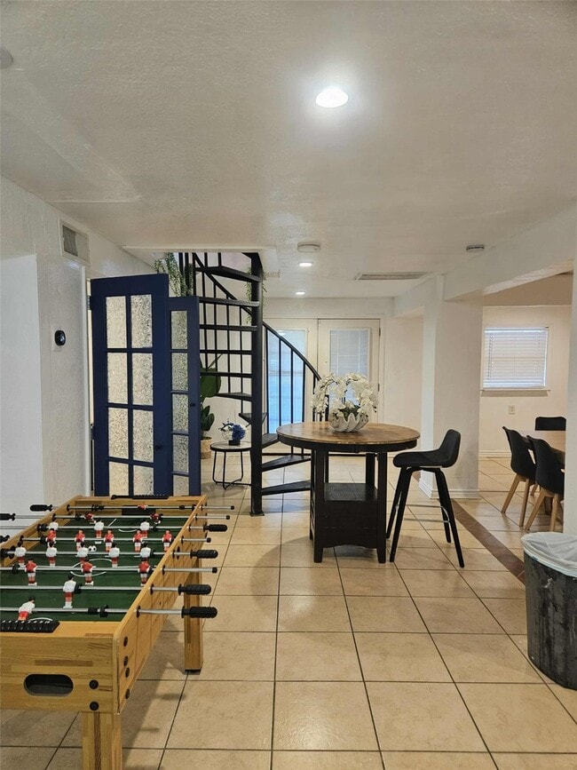 812 Marlin St in Hitchcock, TX - Building Photo - Building Photo