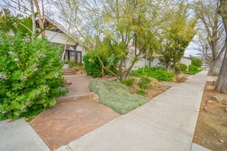 542 Adams Ave in Los Banos, CA - Building Photo - Building Photo