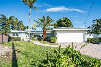 6350 NE 19th Terrace in Fort Lauderdale, FL - Building Photo - Building Photo