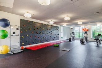 The Hudson in Seattle, WA - Building Photo - Building Photo