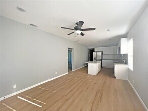 2003 Hamilton Ave in Austin, TX - Building Photo - Building Photo