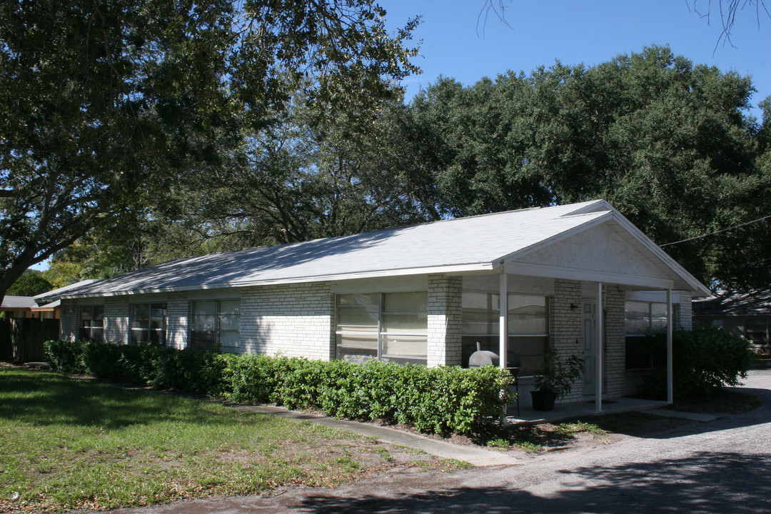 3229 Adrian Ave in Largo, FL - Building Photo