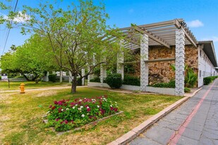 5226 N 20th St in Phoenix, AZ - Building Photo