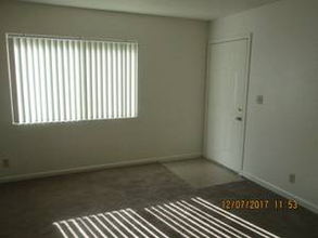 218 W Dakota Ave in Fresno, CA - Building Photo - Building Photo