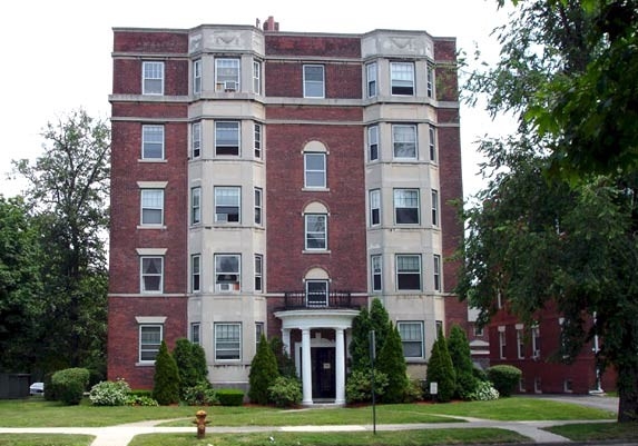 Sachem Apartments in New Haven, CT - Building Photo