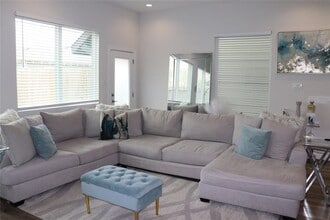 1411 Bigelow St in Houston, TX - Building Photo - Building Photo