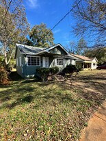 1021 14th Pl SW in Birmingham, AL - Building Photo